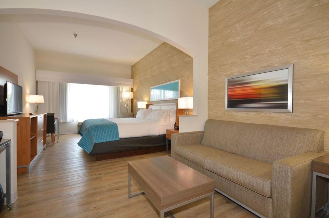 Holiday Inn Express Hotel & Suites Farmington, An Ihg Hotel Eksteriør billede