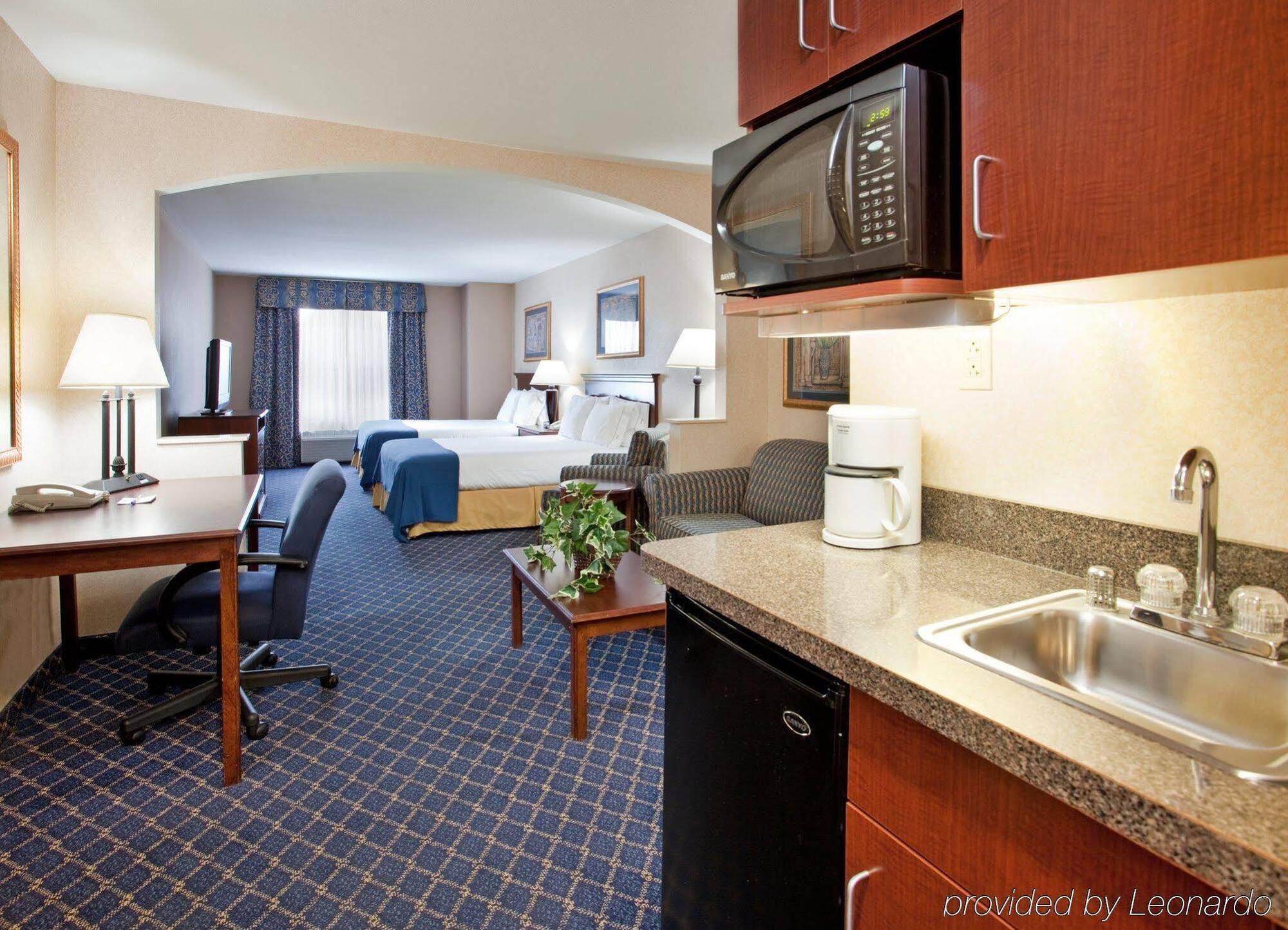 Holiday Inn Express Hotel & Suites Farmington, An Ihg Hotel Eksteriør billede