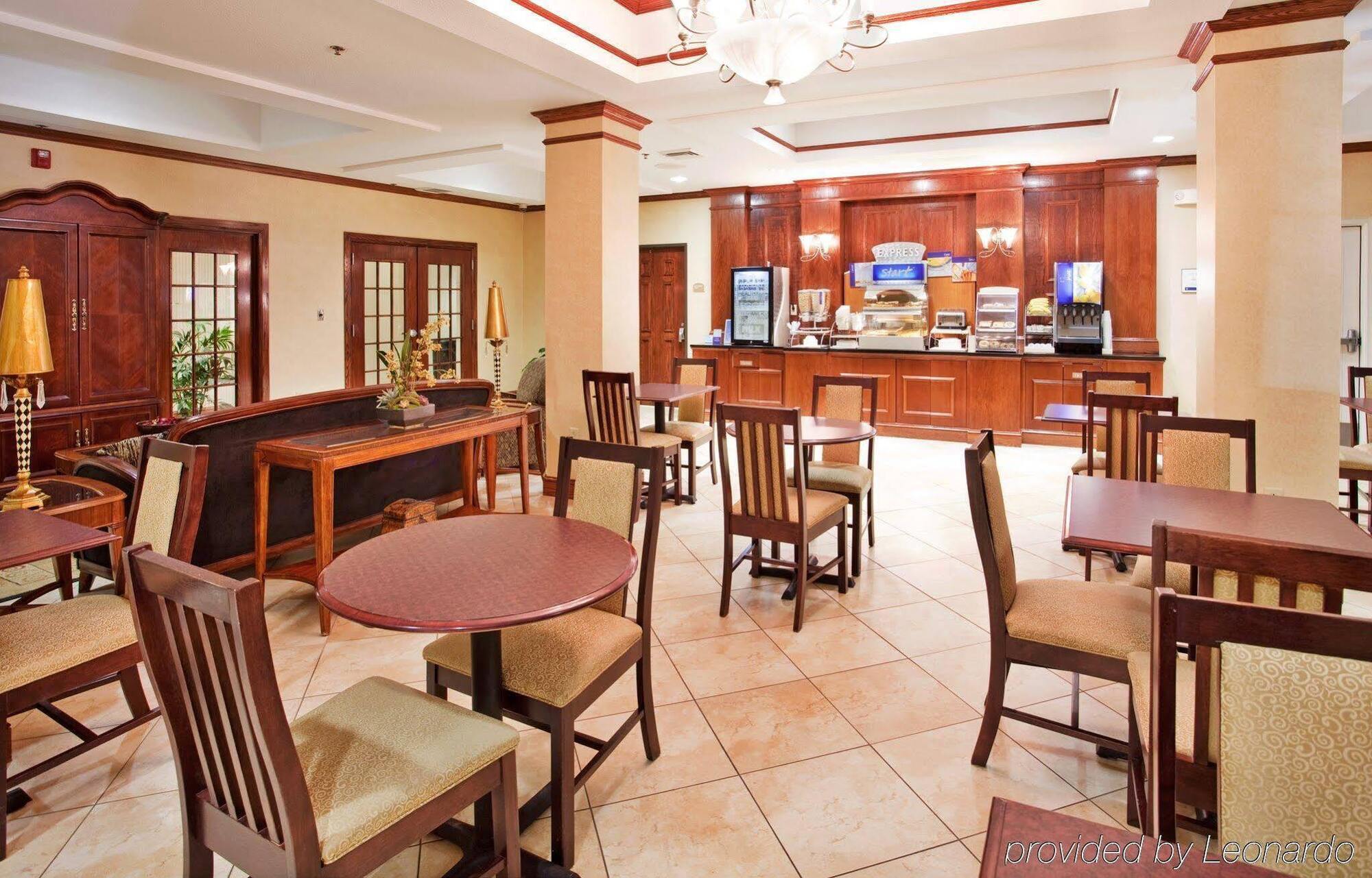 Holiday Inn Express Hotel & Suites Farmington, An Ihg Hotel Eksteriør billede
